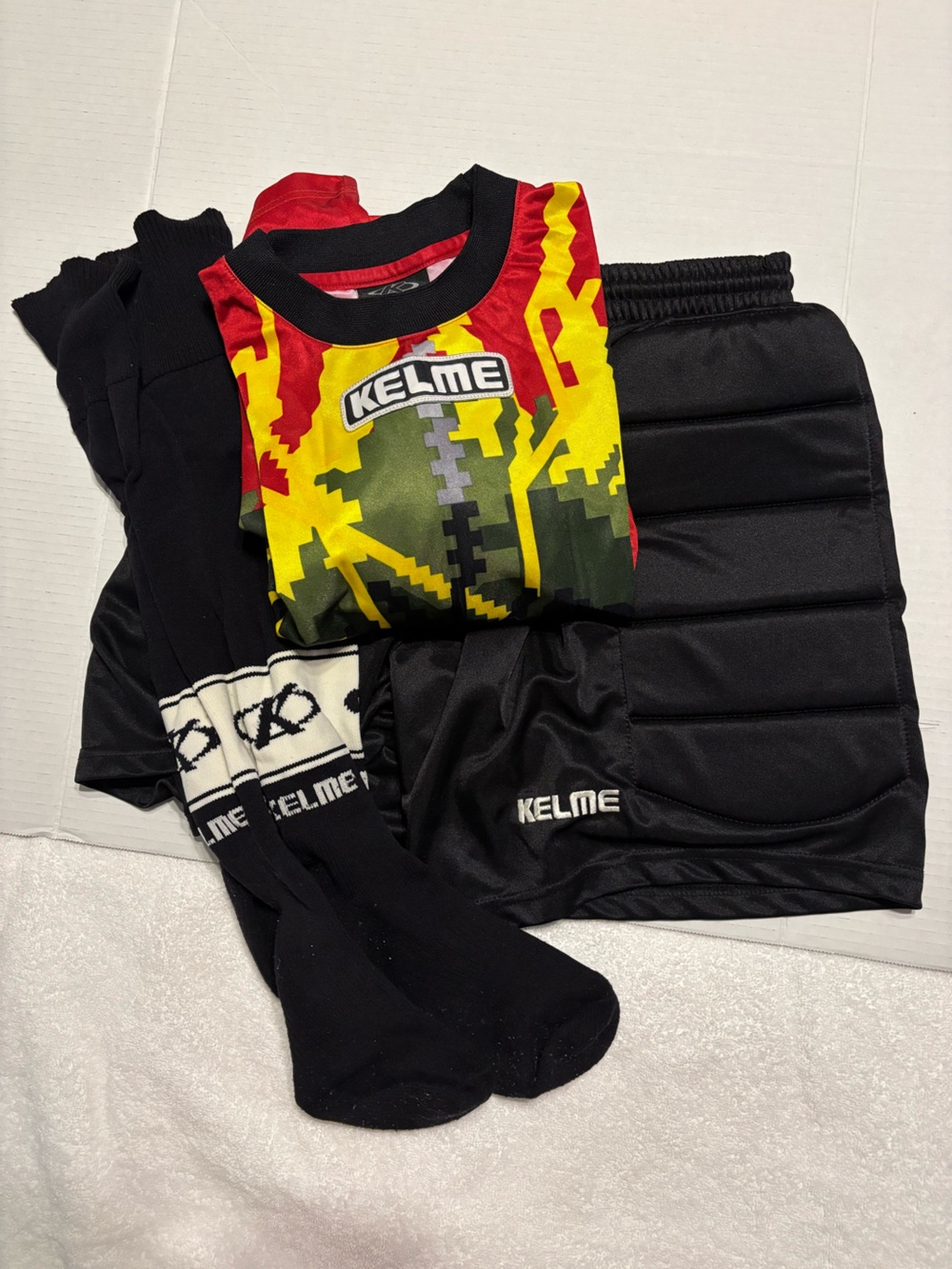 Kelme Soccer Goalie Pad Jersey & Shorts, Socks Futbol Men Women Youth World Cup